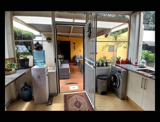 3 BEDROOM FREEHOLD FOR SALE IN ALBERTON NORTH